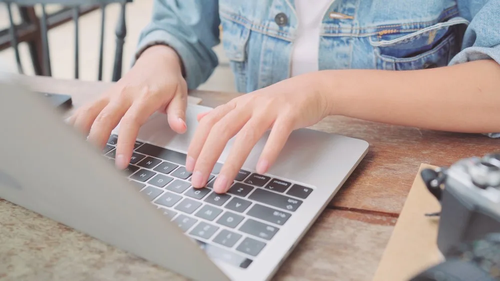 Business Freelance Asian Woman Working, Doing Projects And Sendi