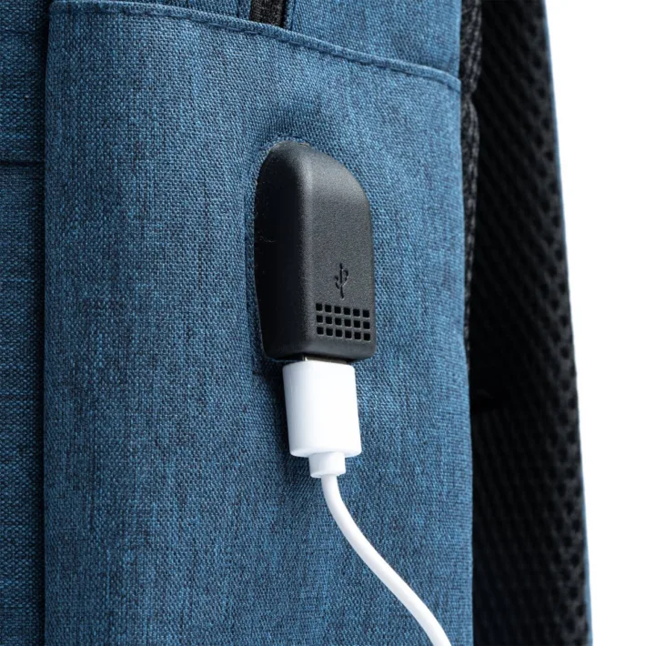 Mochila de Poliéster Reciclado con salida USB Stamina Gregor 7139 - Imagen 2